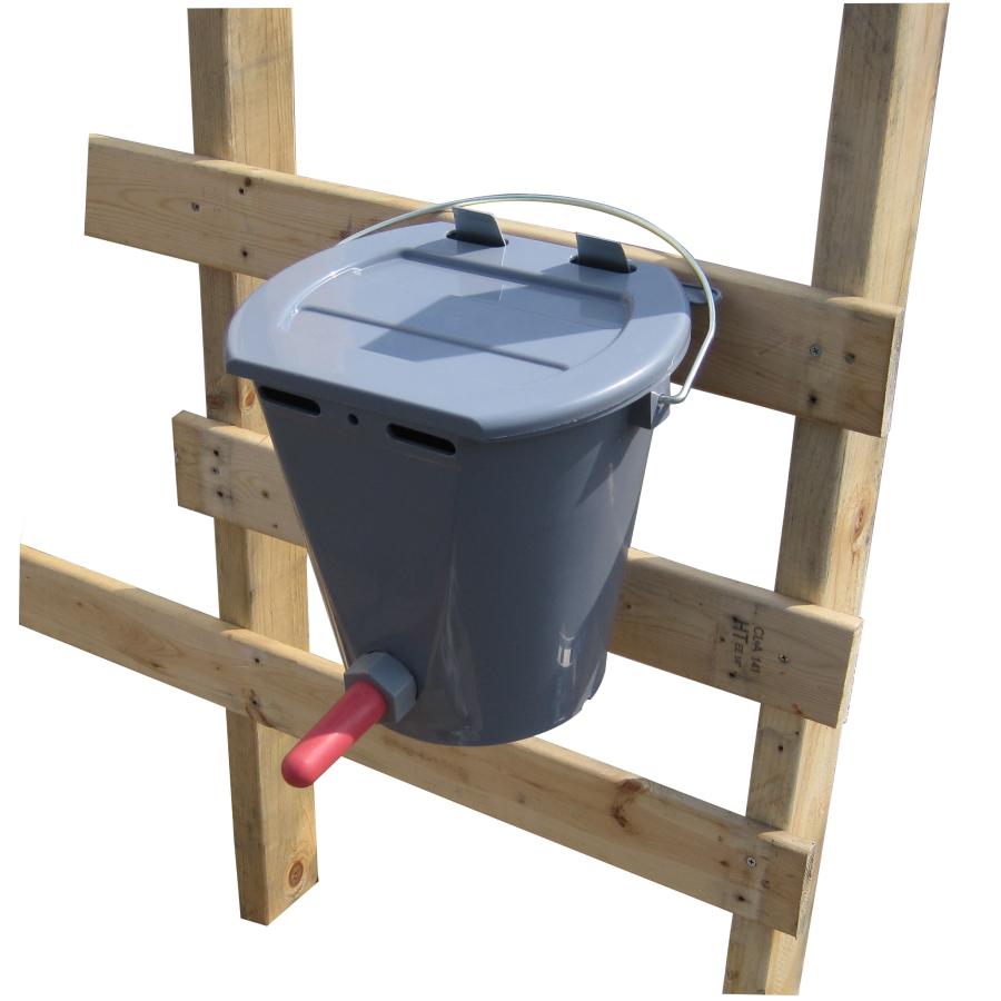 哺乳バケツ 8リットル |  | 02