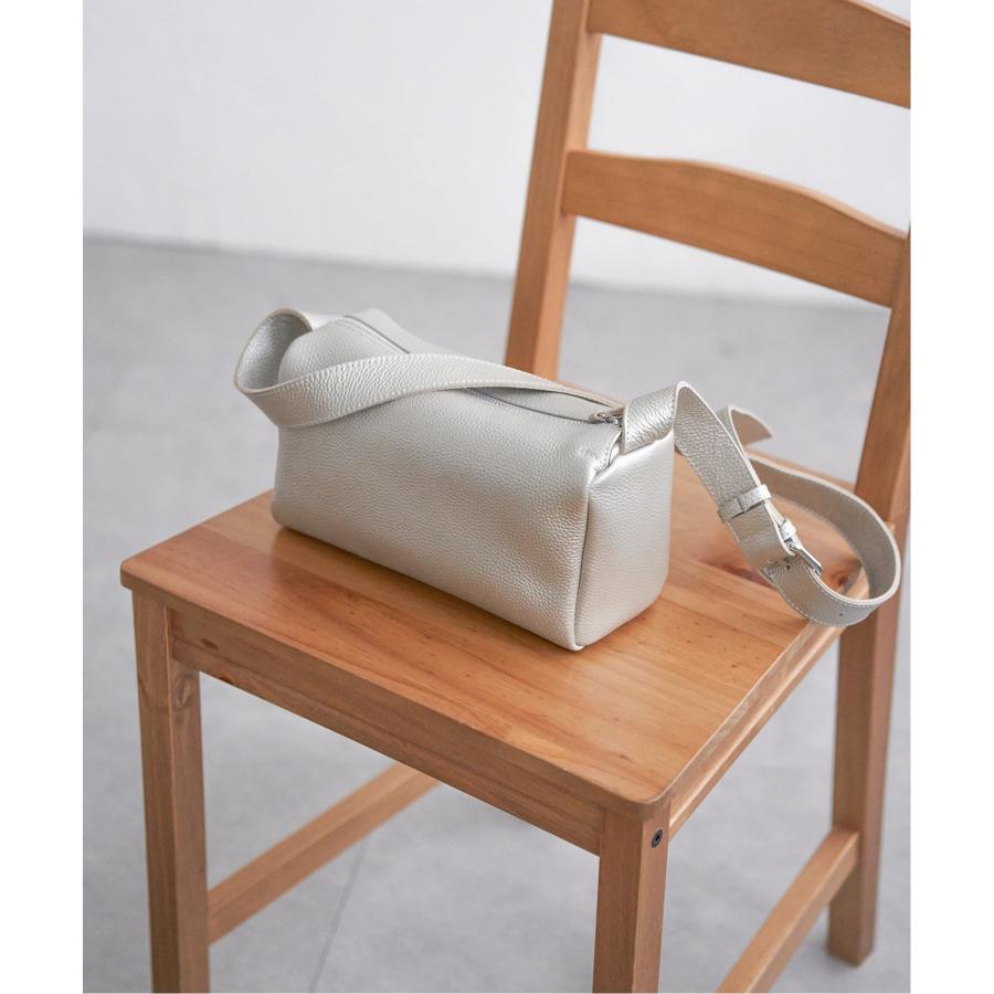 【sweet web掲載】COOCO シュリンクレザースクエアショルダーバッグ