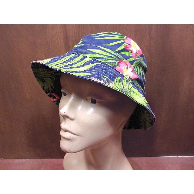 RLX Ralph Lauren 花柄バイザー
