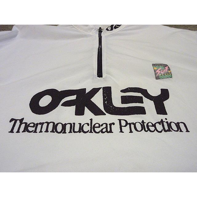 Oakley 90's ヴィンテージ　ナイロンプルオーバー ビンテージ90's○Oakley Surf STYLEナイロンハーフジップジャケット白