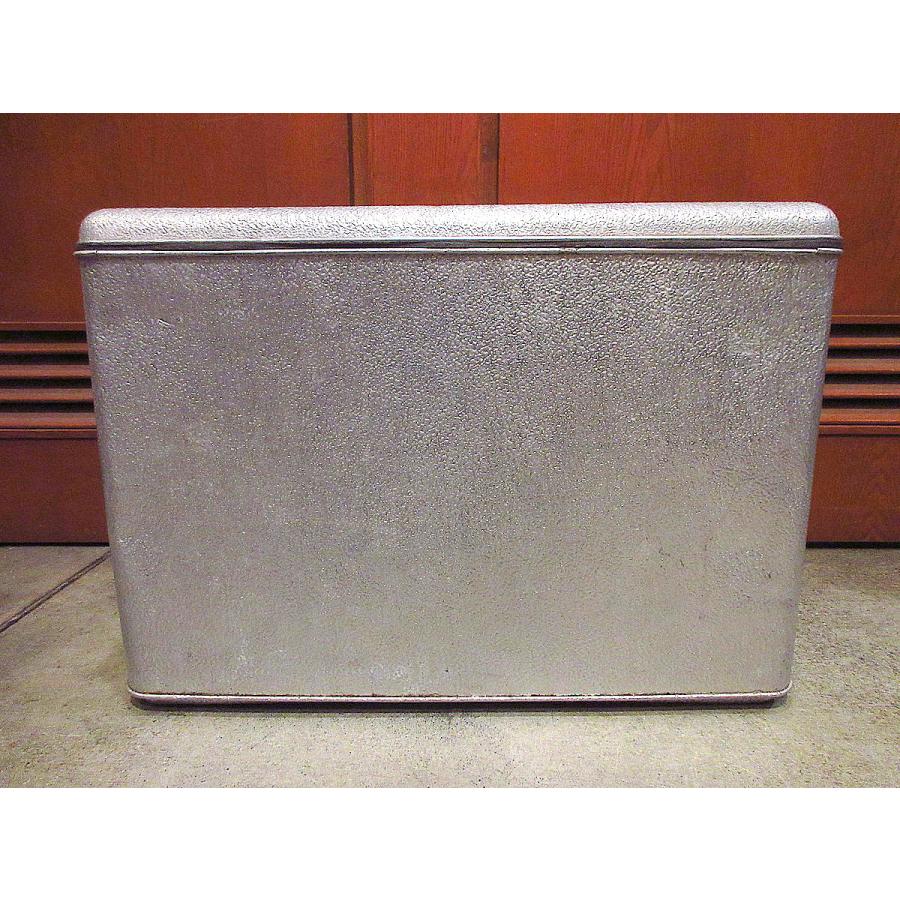 ビンテージUS ご飯トレー中古レア レア！！NIKE（ナイキ）のヴィンテージスニーカーが入荷致しまし