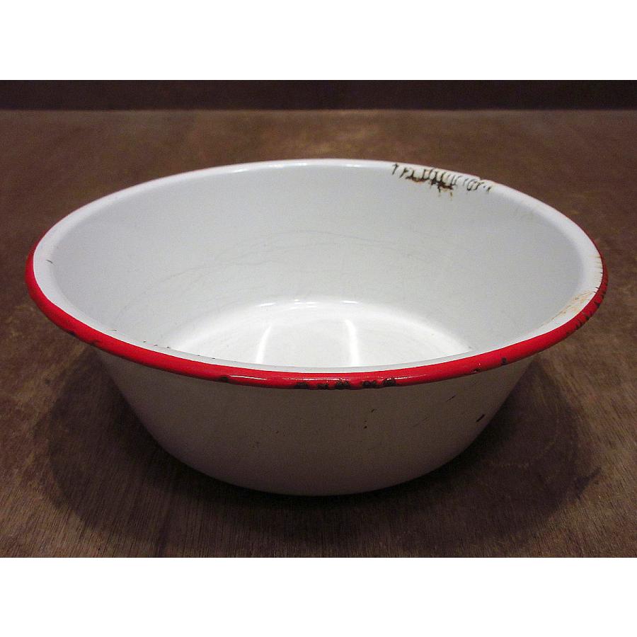 キッチン・食器 ホーローボウル 26cm レッドリム 昭和レトロな商品です