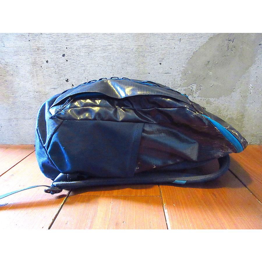 Patagoniaブラックホールパック青○250412k5-bag-bq パタゴニア