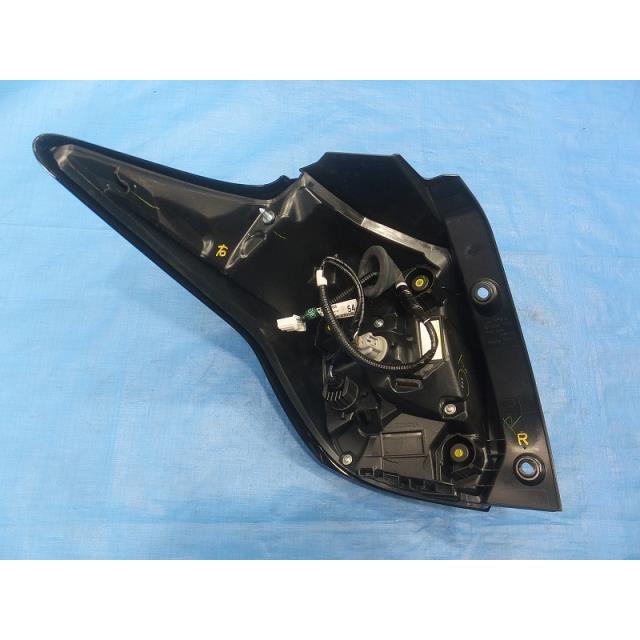 ヤリス　左テール　MXPH10 新車外し トヨタ純正 MXPA10 MXPH10 KSP210 ヤリス YARIS テール