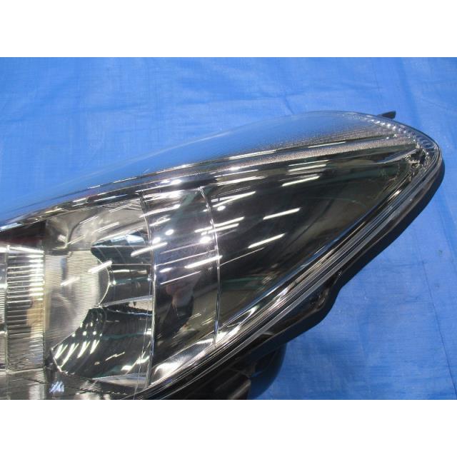 ヴィッツ ◇ヴィッツ DBA-NSP135 左ヘッドランプ 純正HID NO