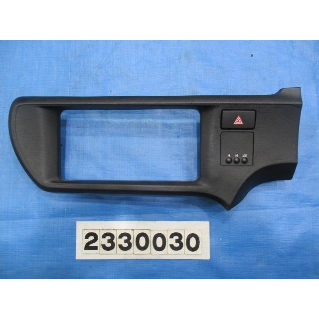 アクア ◇アクア DAA-NHP10 オーディオパネル NO.280062 【個人宅送料
