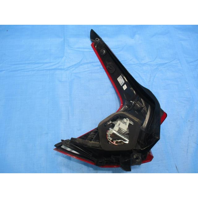 ◇ボルボ V60シリーズ DBA-FB420 右テールランプ NO.284600 【個人宅