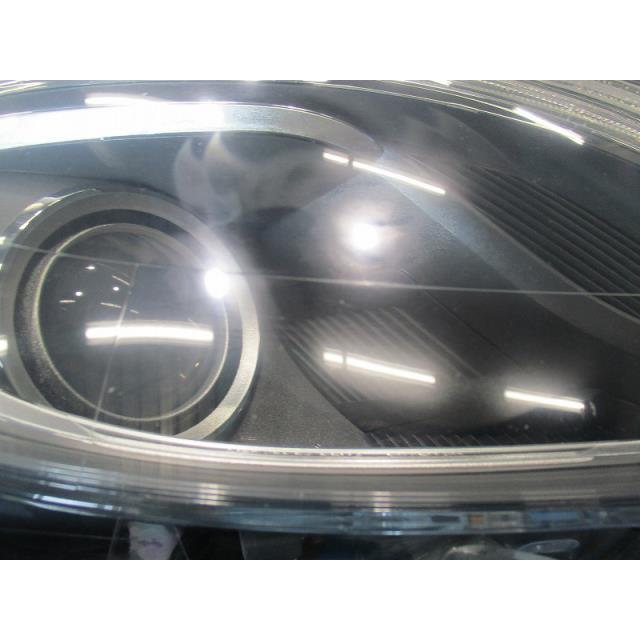 ◇ベンツ Bクラス DBA-246242 右ヘッドランプ 純正HID NO.291287【個人