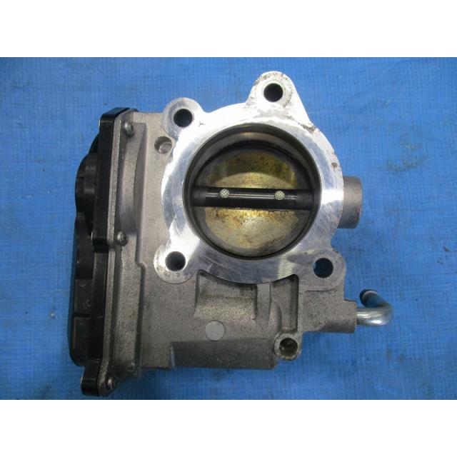 スズキ純正zc32s用スロットル スズキ 純正 スイフト 《 ZC32S 》 スロットルボディー P70500