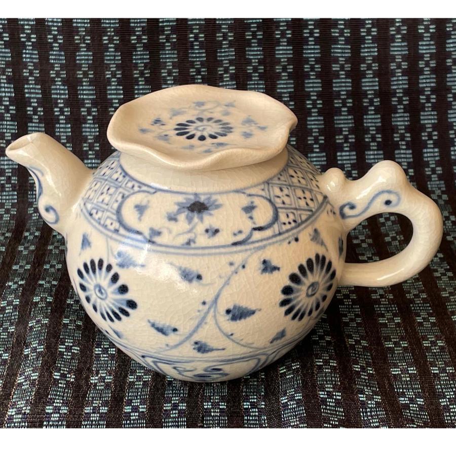 安南スペースベトナム　水差し　染め付け ポット 水差し オブジェ 安南焼き バッチャン 染付 陶器 ベトナム製