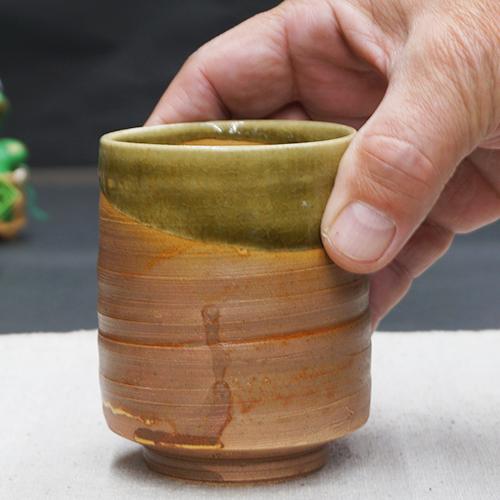 伊賀焼 殿白窯 湯呑 大 6.5cm 焼締 灰釉｜craft-japan｜05