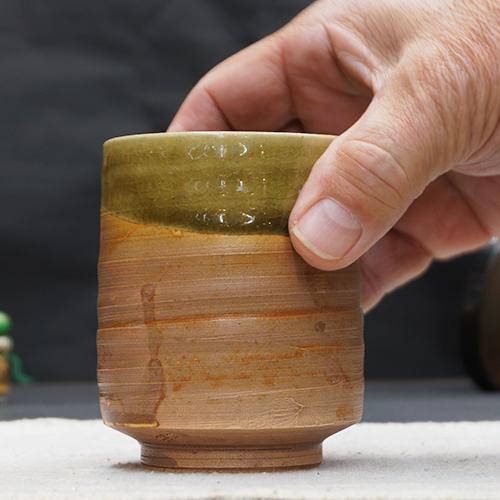 伊賀焼 殿白窯 湯呑 大 6.5cm 焼締 灰釉｜craft-japan｜09