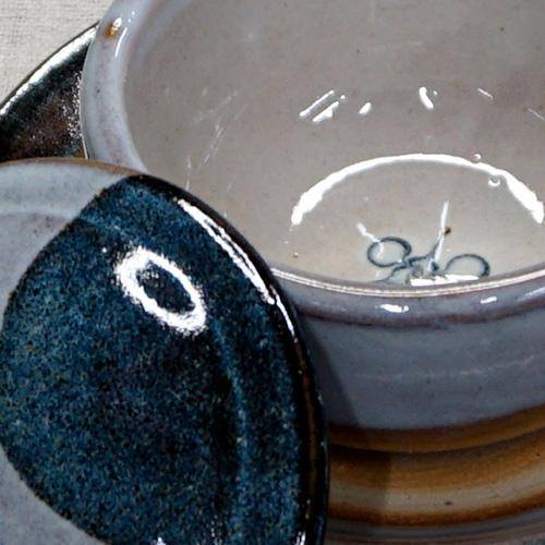 和食器 布志名焼 湯町窯 ふわふわ 卵 の エッグベーカー 大 海鼠釉