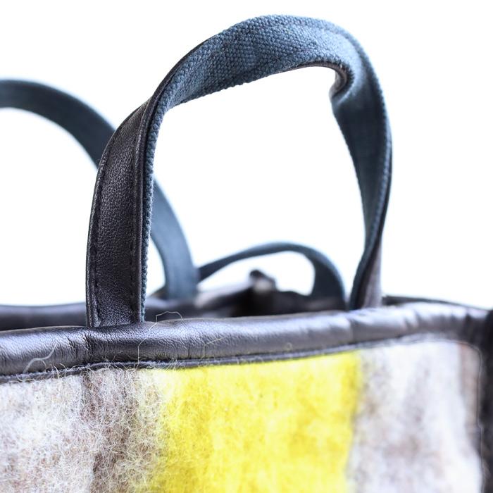 ENA KUAM (エナクアム) フェルトバッグ ブロックチェック ミニトート