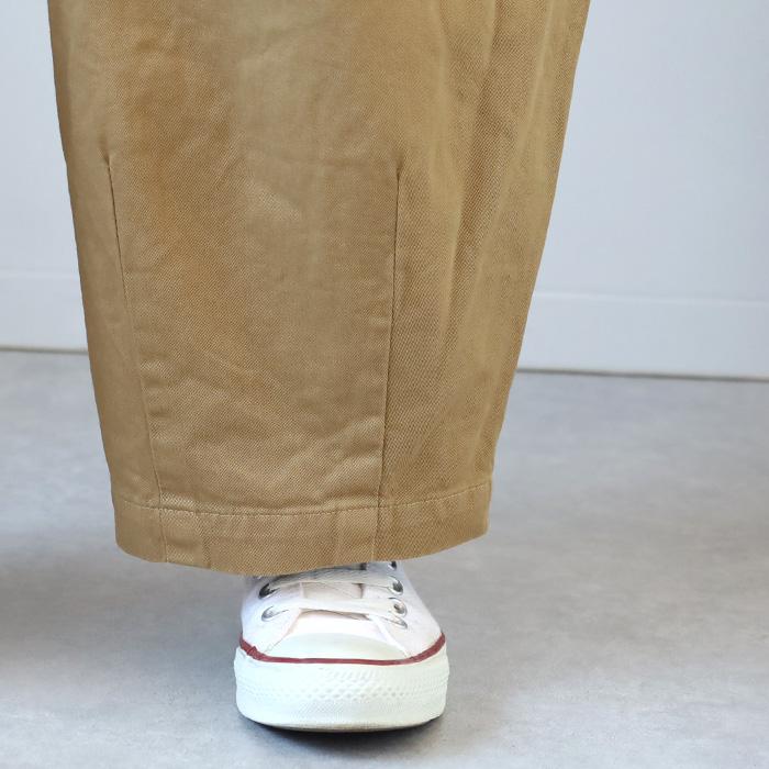 優れたエンジン。2019 年モデル。スズキ V50 アドレス。バッテリーは