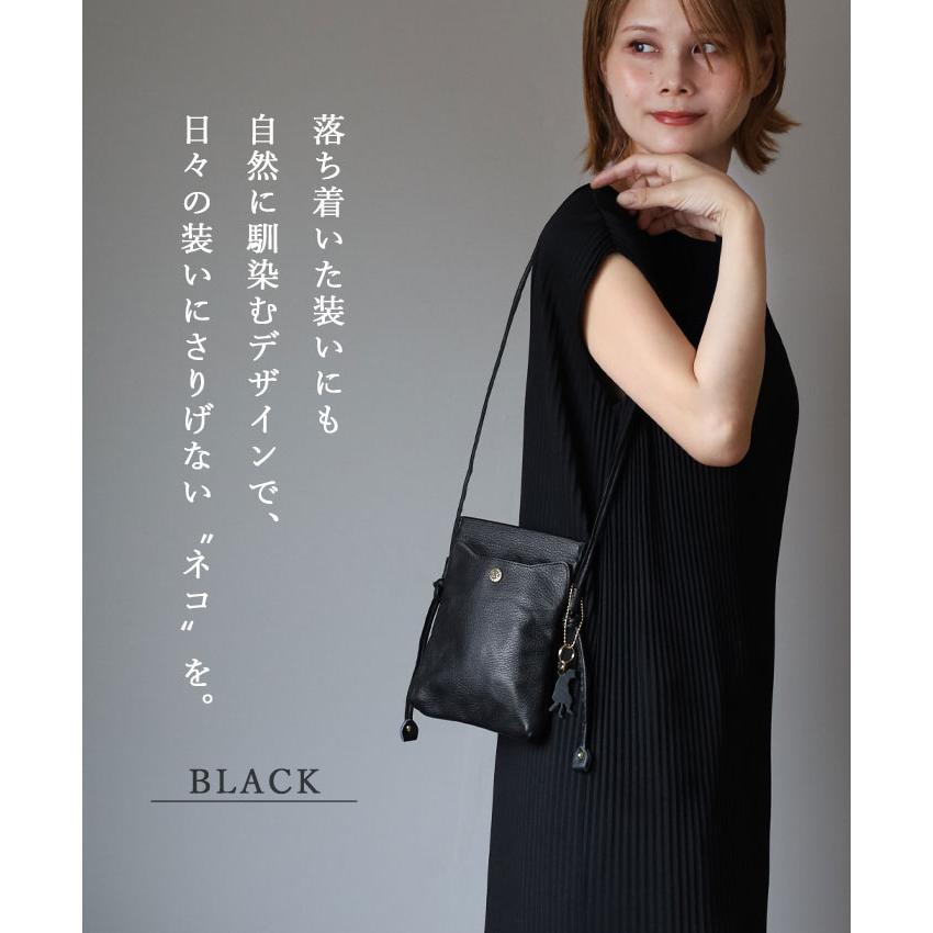 ネコ型バッグ　サコッシュ　レザー　牛革　ハンドメイド aoneco（アオネコ） 口バネ 本革 サコッシュ レディース メンズ / 保護
