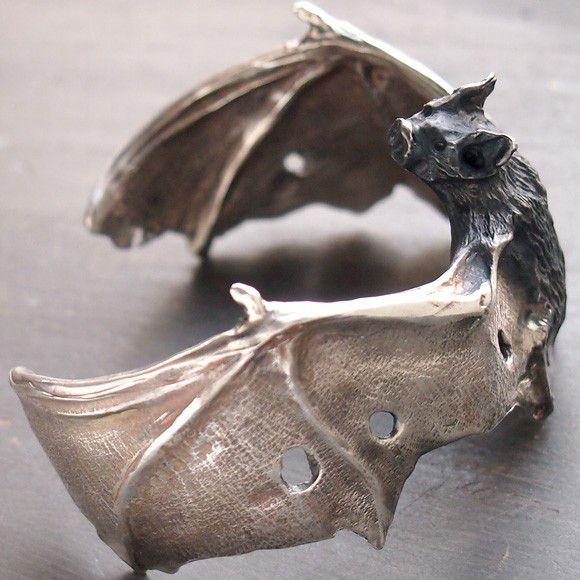 ブレスレット 足銀 骨董 蝙蝠 【公式通販】