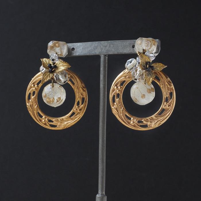jouer avec moa?（ジュエ・アヴェック・モア？）ハンドメイド 樹脂 ピアス イヤリング 「光の輪」/ レディース レジン アクセサリー 結婚式 ブライダルの画像