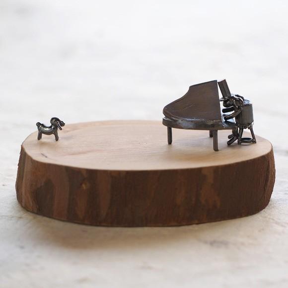 ブロンズ造形作家・コイズミタダシ コビトのオブジェ 「これが最後の曲