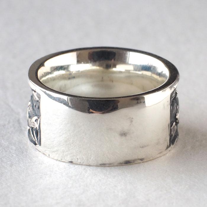 moge（モゲ） シルバーアクセサリー 月の思い出 ―キリン― シルバー