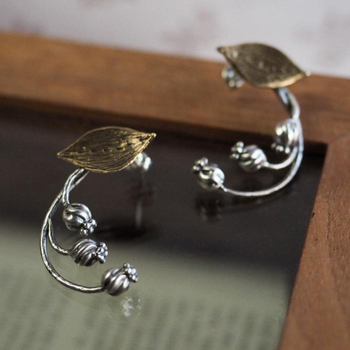 sasakihitomi アクセサリー作家・佐々木ひとみ すずらん ピアス 真鍮