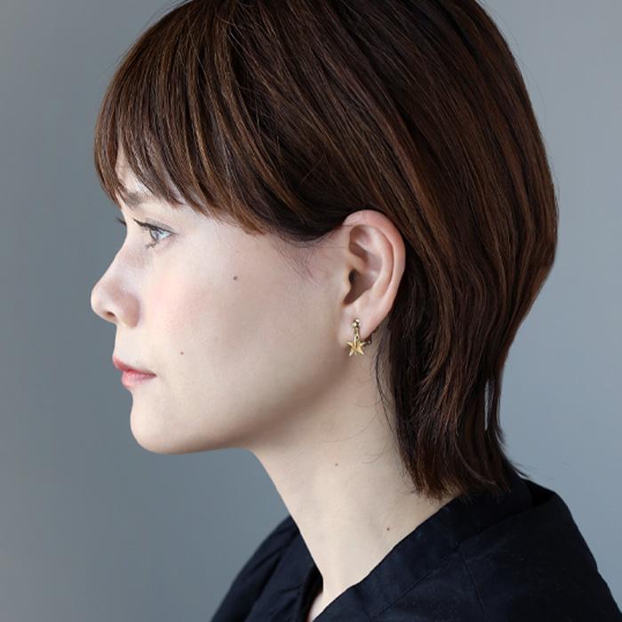 片耳のみ] sasakihitomi(ササキヒトミ) ゆれるお星さまイヤリング 真鍮