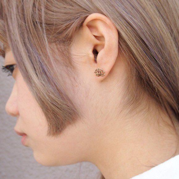 エス 和柄アクセサリー作家・三浦砂織 10金イエローゴールドピアス 蓮 2個セット [S-Ph-10y]の画像