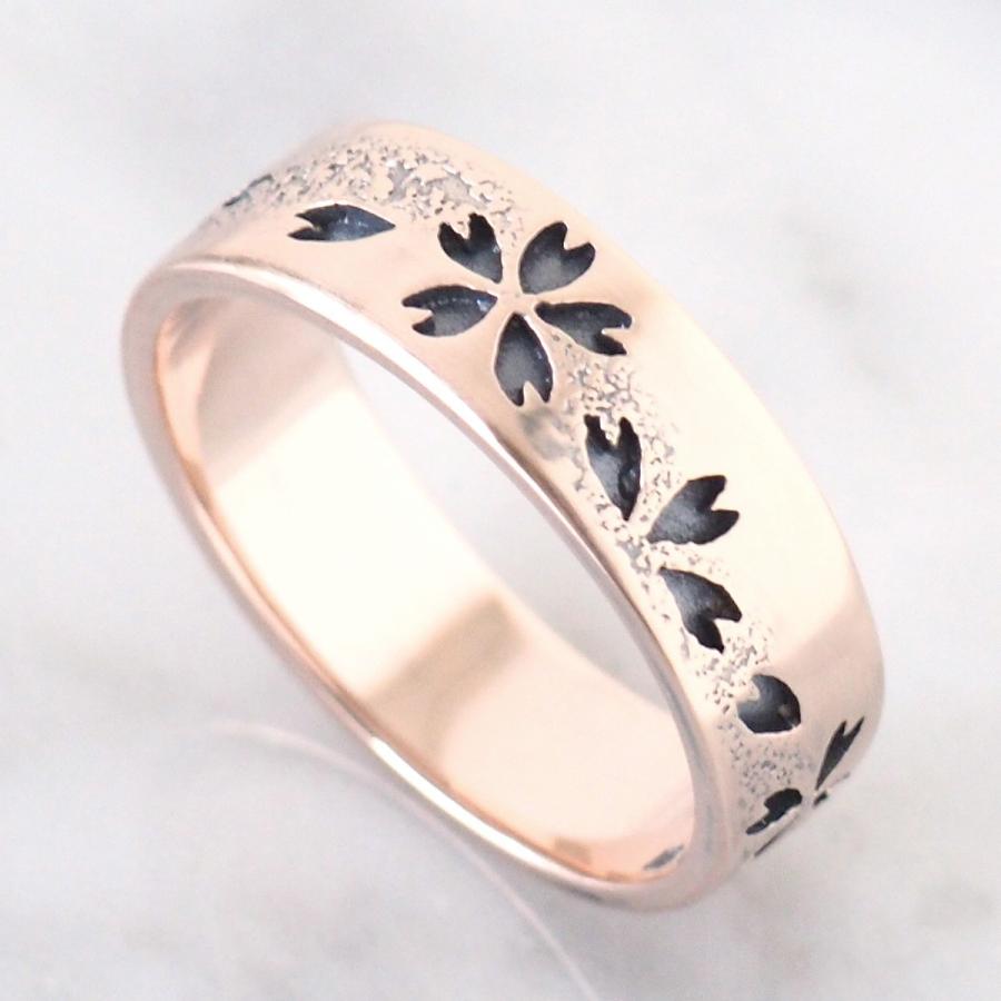 櫻妓　黒柿木製　デザインブローチ　漆塗り指輪＆イヤリングセット 幸せの願いを込めたピンブローチ WOCHI 輪島塗 黒漆 螺鈿「七宝」ピン