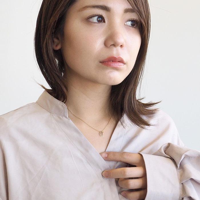10金イエローゴールド 蓮ネックレス エス 和柄アクセサリー作家・三浦砂織 K10YG 華奢 上品の画像