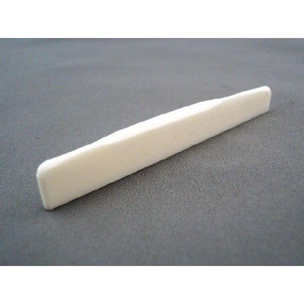 Martin(マーティン)純正 牛骨素材整形(シェイプド)サドル : 趣味の店