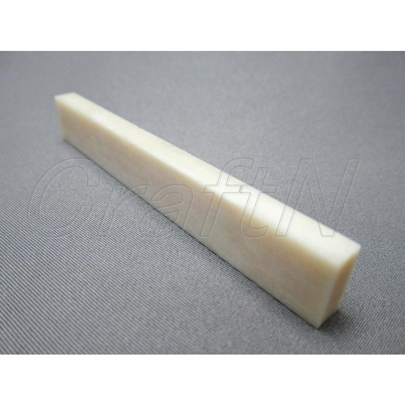 牛骨素材サドル 5.56ミリ厚 厚めの牛骨未整形サドル : 趣味の店