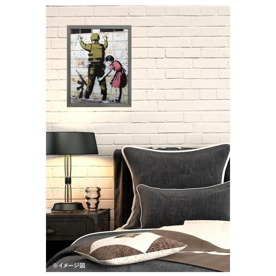 アートフレームポスター バンクシー Banksy Girl Searching Soldier