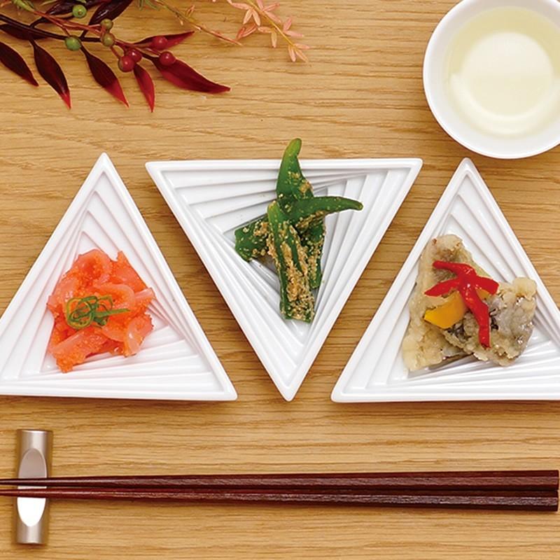 波佐見焼 スパイラル小鉢 トライアングル 食器 お皿 皿 小鉢 鉢 豆皿 洋食器 白 ホワイト 日本製 国産 日本産 おしゃれ |  | 02