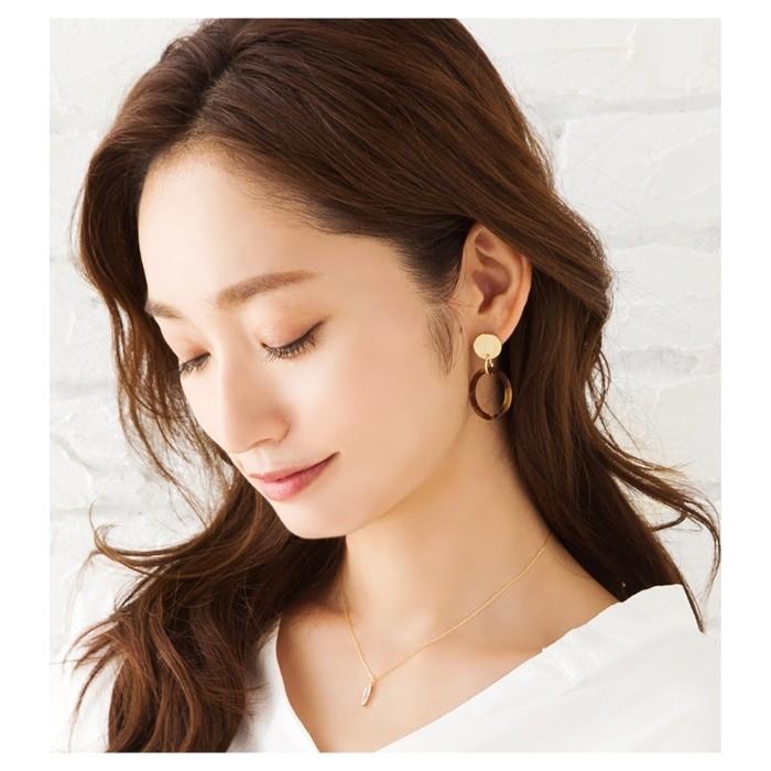 全品送料無料 2月22日23 59迄 痛くなりにくい イヤリング シリコンクッション付き 揺れる メタル サークル べっ甲 べっこう 柄 ゴールド Outlet Cream Dot 通販 Paypayモール