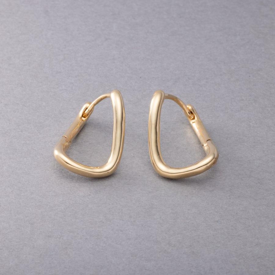 【最大30％OFF×全品送料無料】金属アレルギー対応 ピアス フープ ニッケルフリー 18kコーティング ウェーブ 変形 クロス ねじり キャッチレス | Cream dot. | 04