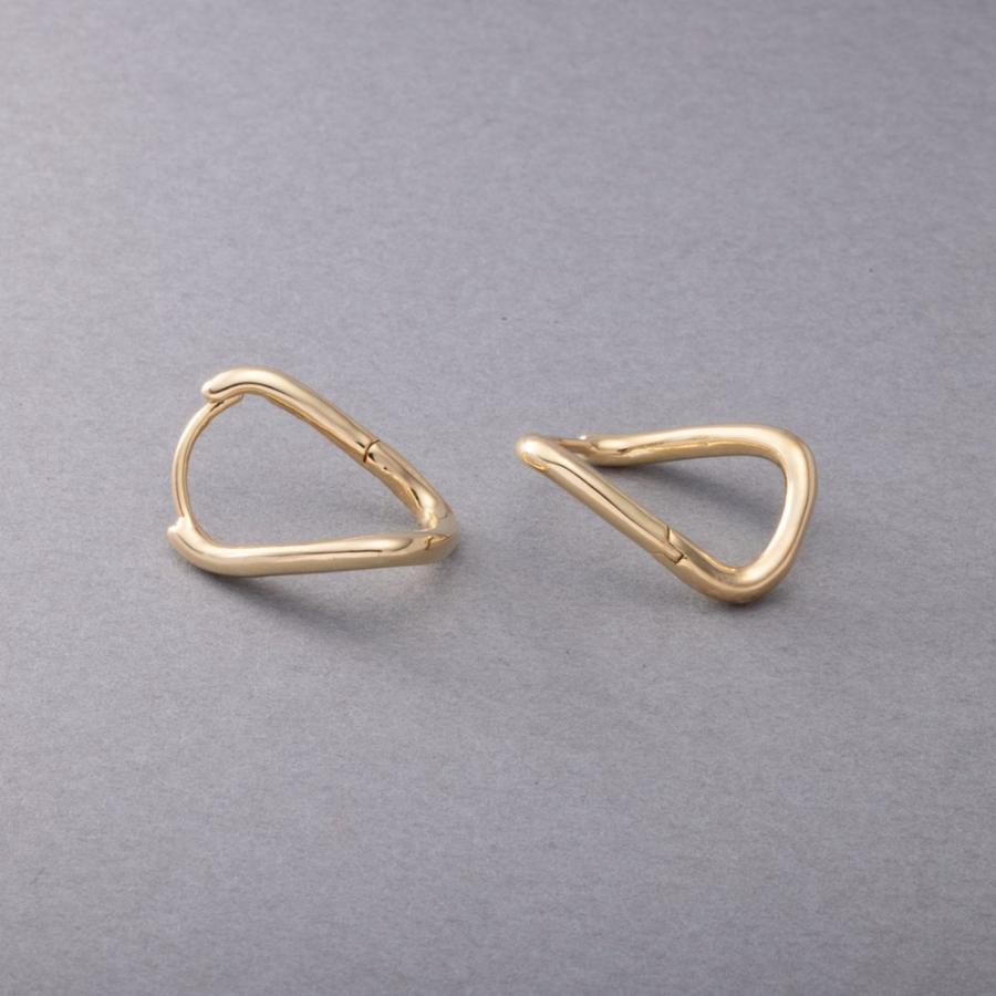 【最大30％OFF×全品送料無料】金属アレルギー対応 ピアス フープ ニッケルフリー 18kコーティング ウェーブ 変形 クロス ねじり キャッチレス | Cream dot. | 06