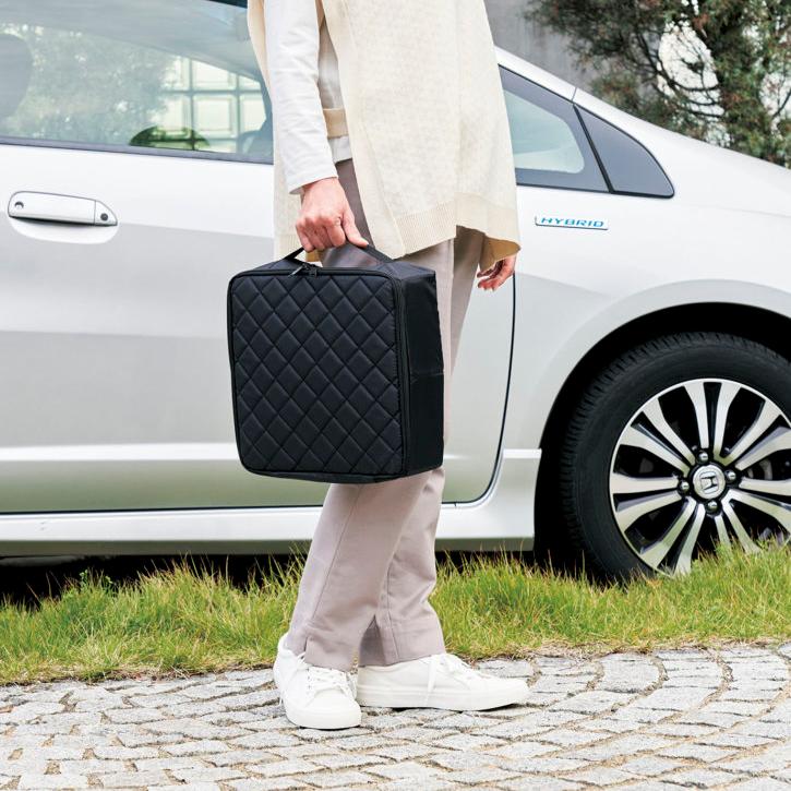 コジット シート下収納ボックス 92172 CARFITY ブラック コンパクト 足置き フットレスト 救急ボックス 小物入れ ポケット 大容量 |  | 06