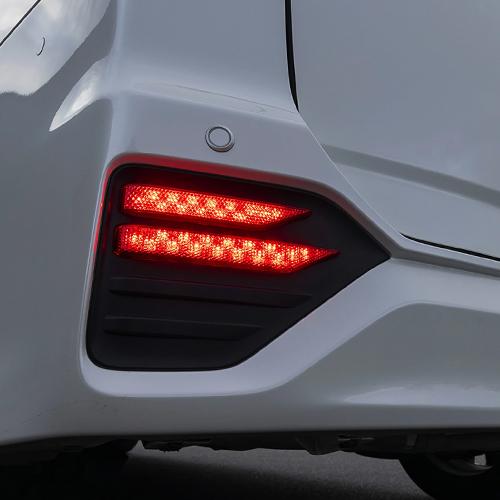 ヴァレンティ RBR-T7 LEDリアバンパーリフレクター トヨタ用 90