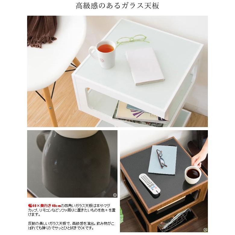 【希少】サイドテーブル　上品 ガラステーブル 美しいガラス天板とステンレスフレームの見事な調和が高級感を演出する