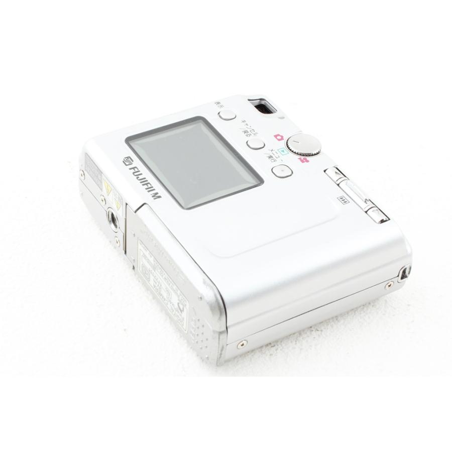 FUJIFILM フジフィルム FinePix 40i◆240万画素 デジカメ/ジャンク品ランク |  | 01