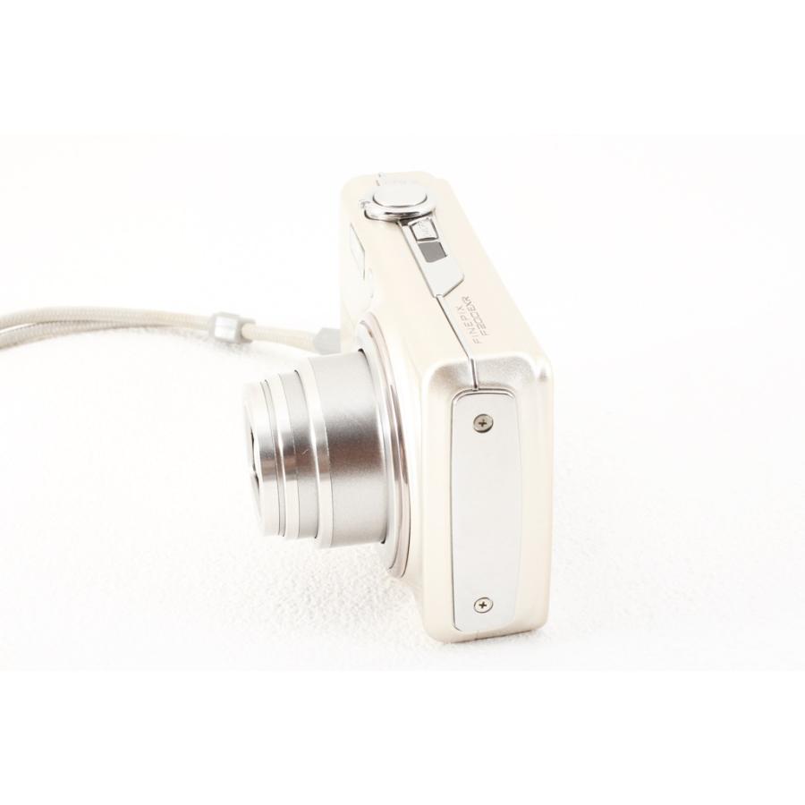 FUJIFILM フジフイルム FinePix F200 EXR◆コンデジ/外観美品ランク |  | 03