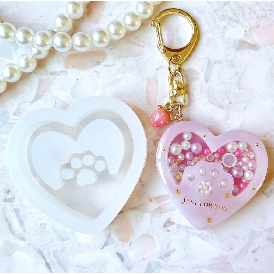 特価レジンパーツぐで猫　肉球チャーム　ハート✨うさぎ シリコンモールド ハート 肉球 シャカシャカ レジン 型 ねこ ネコ 動物