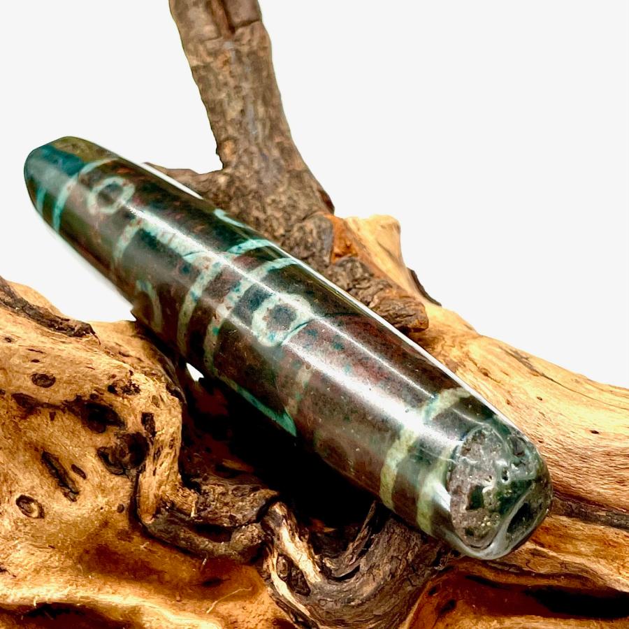 九眼天珠 大寸 s724 朱砂 天眼 チベット天珠 dzi ジービーズ