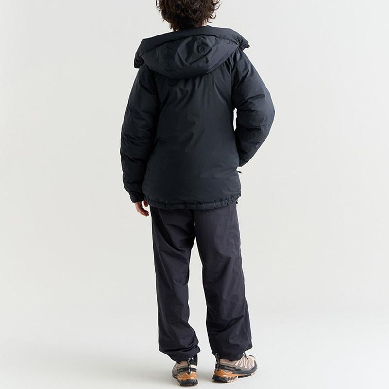 新品 9090girl ダウンジャケット 黒　S サイズ NANGA（ナンガ） レディース ダウンジャケットNANGA オーロラテックス