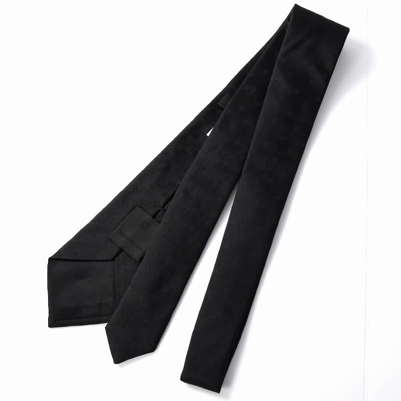 GIVENCHY 【すぐに渡せるおしゃれなラッピング付!!】 ジバンシィ