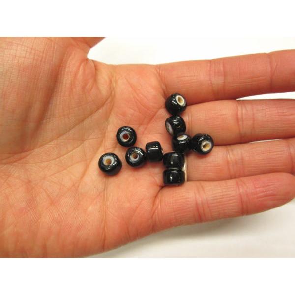 B-4　ホワイトハート ガラスビーズ ブラック 黒  数量1で10個入り アクセサリーパーツ 艶アリ 材料 |  | 02