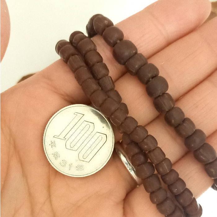 B-140 ガラスビーズ スリガラス ブラウン 1連約120粒以上 オールド感 アクセサリー 材料 パーツ |  | 03