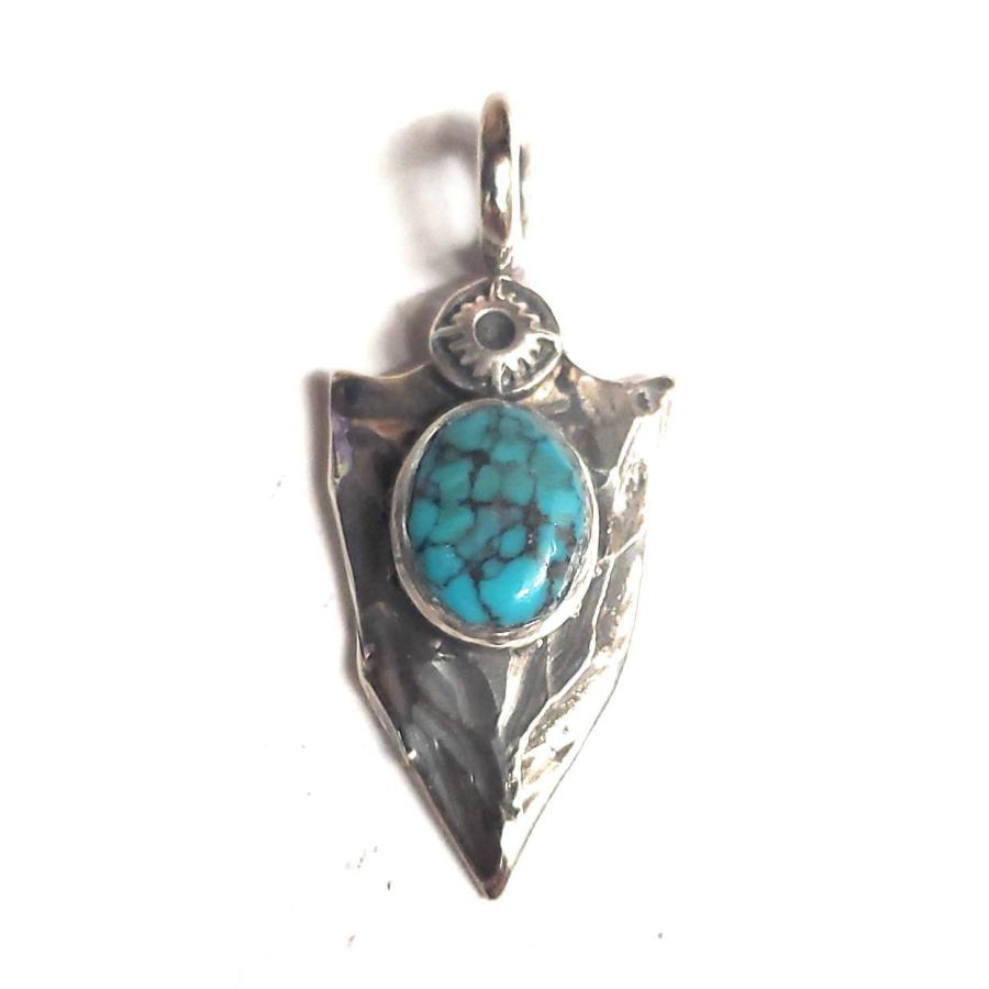 top-235 ターコイズ ペンダントスパイダーターコイズ 矢じり(アロー) ハンドメイド Siver925 インディアンスタイル ネイティブアメリカン /インディアンスタイ… |  | 01