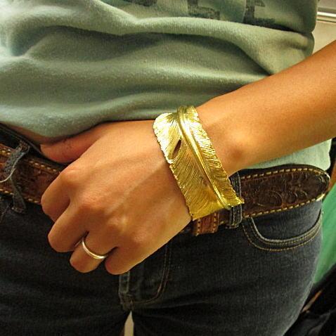 フェザー バングル Brass 真鍮製 (腕輪) サイズ合わせます メンズ/レディース/インディアン |  | 04