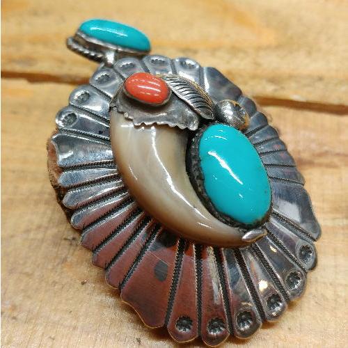 ベアクロウペンダント 熊爪トップ ターコイズ&Silver925ハンドメイド/インディアン/ナバホ /ターコイズ　ペンダント/インディアン/ペンダント/インディア… |  | 01